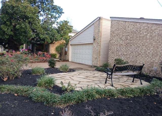 Property at 610 Higgins St, Humble, TX 77338, 3 beds, 2 baths