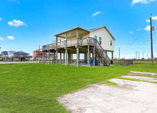 Property at 126 Nesmith Pl, Surfside Beach, TX 77541, 3 beds, 3 baths