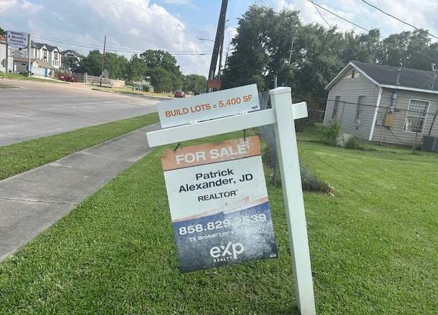 Property at 2011 Waco St, Houston, TX 77020