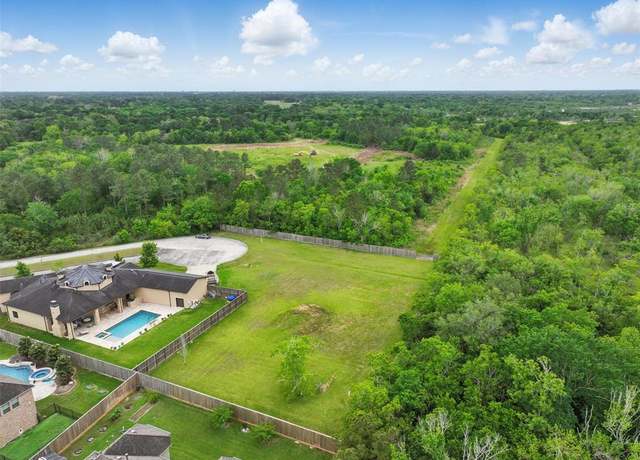 Property at 2082 Wilderness Trl, Friendswood, TX 77546