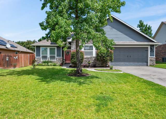 Property at 989 Arbor Gln, Conroe, TX 77303, 3 beds, 2 baths
