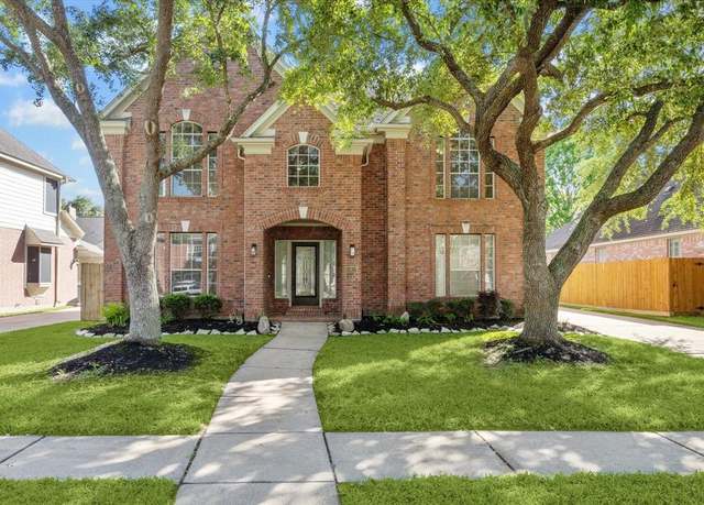 Property at 13822 Inland Spring Ct, Houston, TX 77059, 4 beds, 2.5 baths