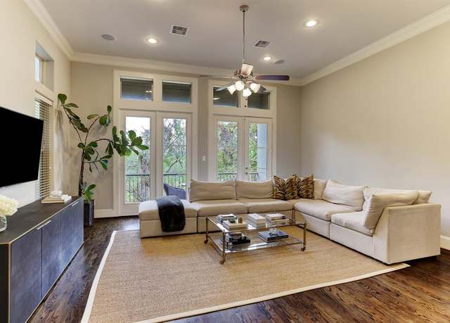 Property at 4132 Bonner View Ln, Houston, TX 77007, 3 beds, 3.5 baths