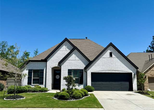 Property at 17413 Chestnut Cove Dr, Conroe, TX 77302, 4 beds, 4 baths
