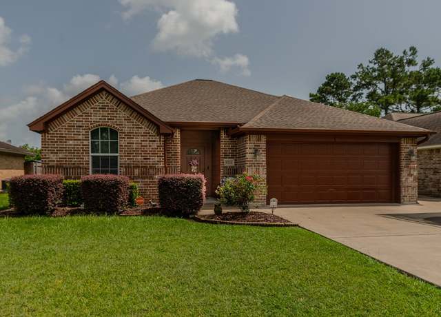Property at 5720 Sunbird Ln, Beaumont, TX 77708, 3 beds, 2 baths