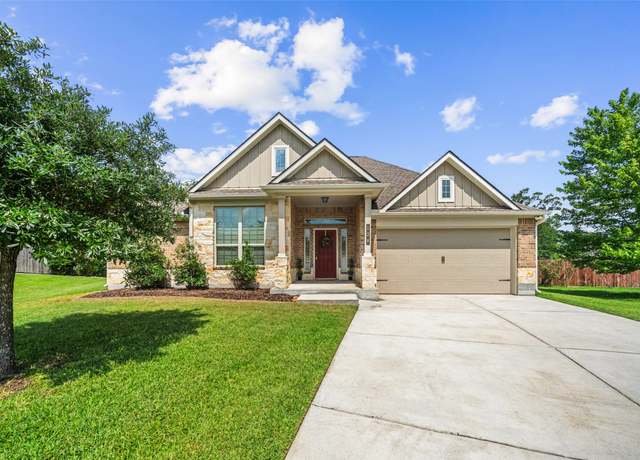 Property at 128 Red Deer Way, Huntsville, TX 77320, 3 beds, 2 baths