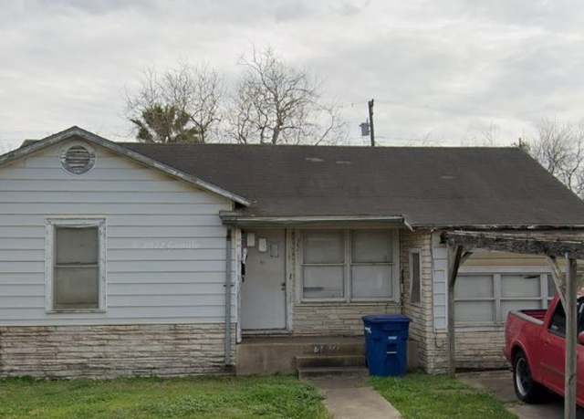 Property at 3577 Naylor S, Corpus Christi, TX 78408, 3 beds, 1 bath