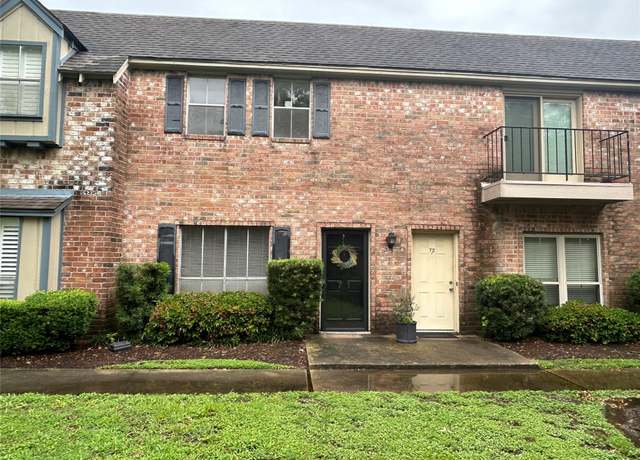 Property at 850 Threadneedle St #71, Houston, TX 77079, 2 beds, 2.5 baths