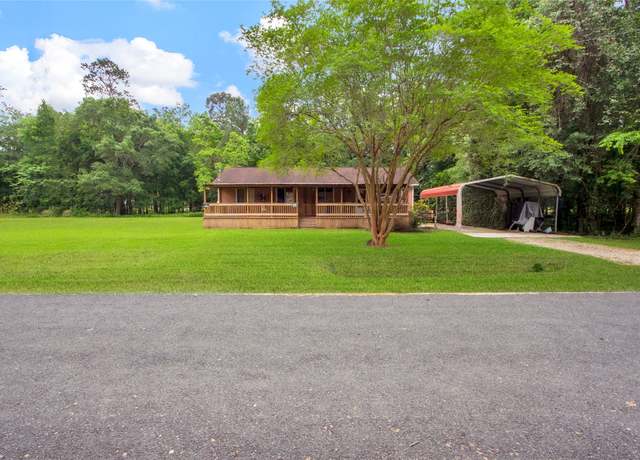 Property at 213 Glenwood Dr, Wallisville, TX 77597, 4 beds, 2 baths