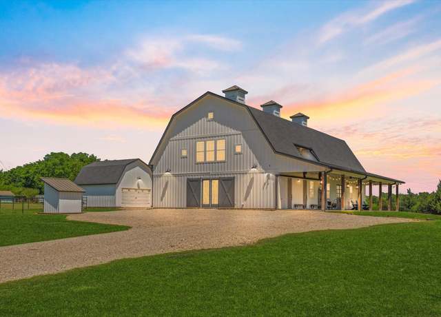 Property at 12162 Wyatt Rd, Montgomery, TX 77356, 2 beds, 3 baths