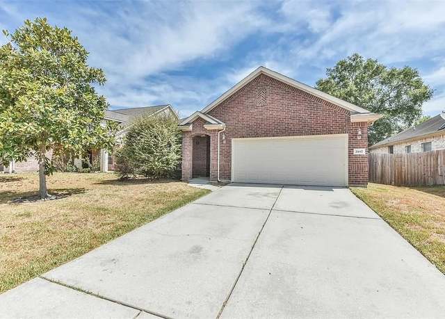 Property at 21617 Horseshoe Dr, Porter, TX 77365, 4 beds, 2 baths