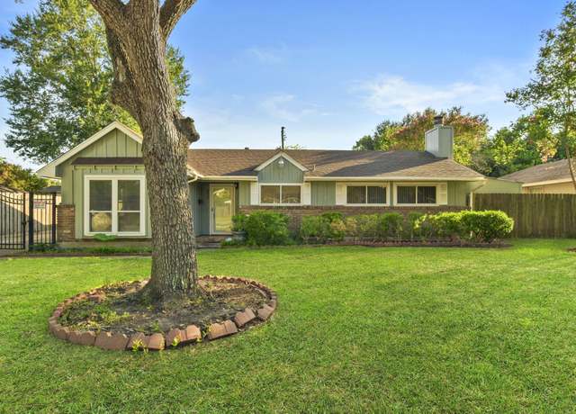 Property at 8807 Birdwood Rd, Houston, TX 77074, 3 beds, 2.5 baths