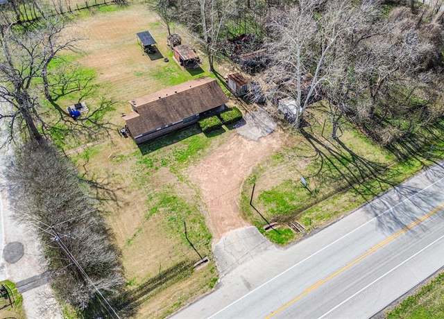 Property at 35129 FM 1093, Simonton, TX 77476, 4 beds, 2.5 baths