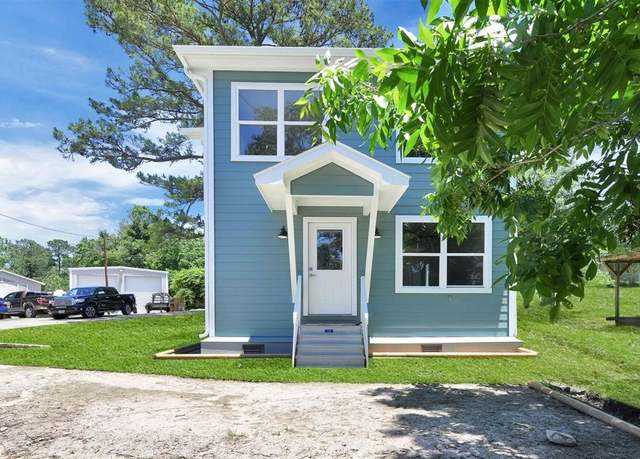 Property at 189 W Lakeview, Onalaska, TX 77360, 3 beds, 3 baths