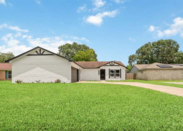 Property at 11114 Daybreak Ln, Cypress, TX 77429, 3 beds, 2 baths