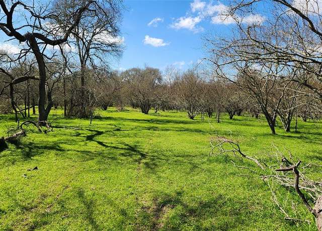 Property at 40499 Garrett Rd, Brookshire, TX 77423
