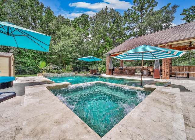 Property at 145 Bronze Bow Dr, Montgomery, TX 77316, 4 beds, 3.5 baths