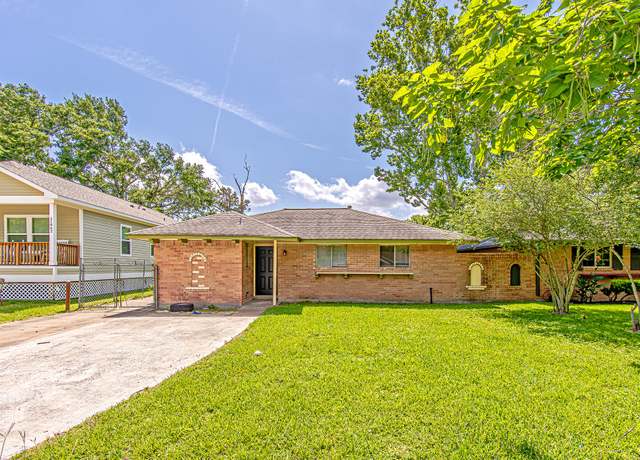 Property at 11058 Vailview Dr, Houston, TX 77016, 3 beds, 1 bath