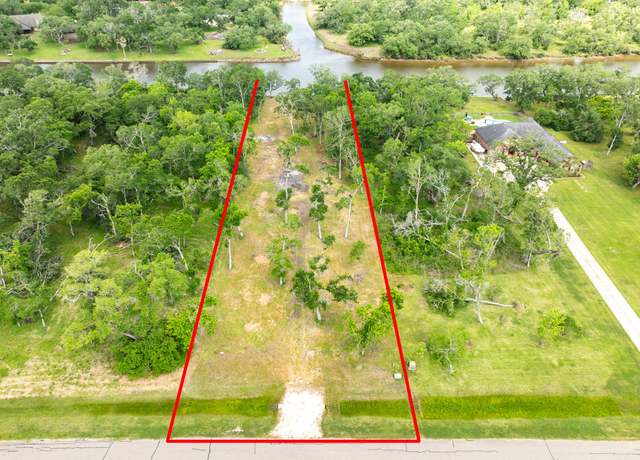 Property at 32042 Bayou Bnd, Richwood, TX 77515