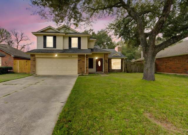 Property at 16318 Elmwood Point Ln, Sugar Land, TX 77498, 4 beds, 2.5 baths