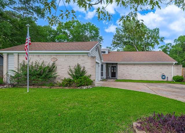 Property at 806 N Hyannis Port St, Crosby, TX 77532, 3 beds, 2 baths