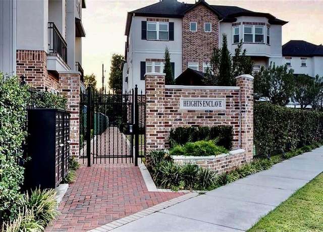Property at 1013 E 28th St, Houston, TX 77009, 3 beds, 3.5 baths