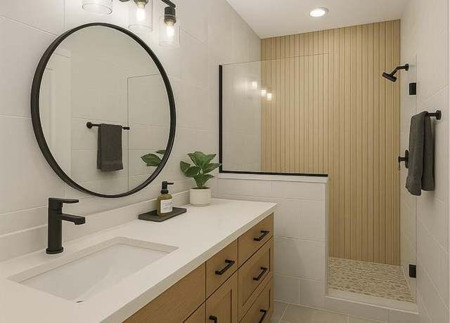 Property at 328 Neyland St, Houston, TX 77022, 3 beds, 2.5 baths