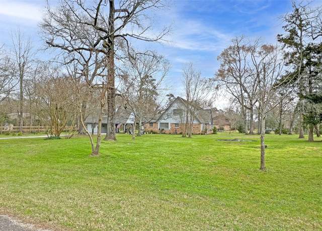 Property at 203 Tall Pines Dr, Magnolia, TX 77354, 3 beds, 2.5 baths