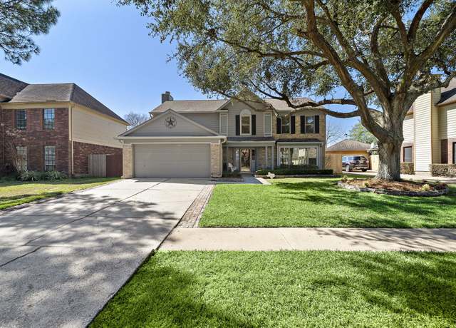 Property at 115 Coral Bay Dr, League City, TX 77573, 4 beds, 2.5 baths