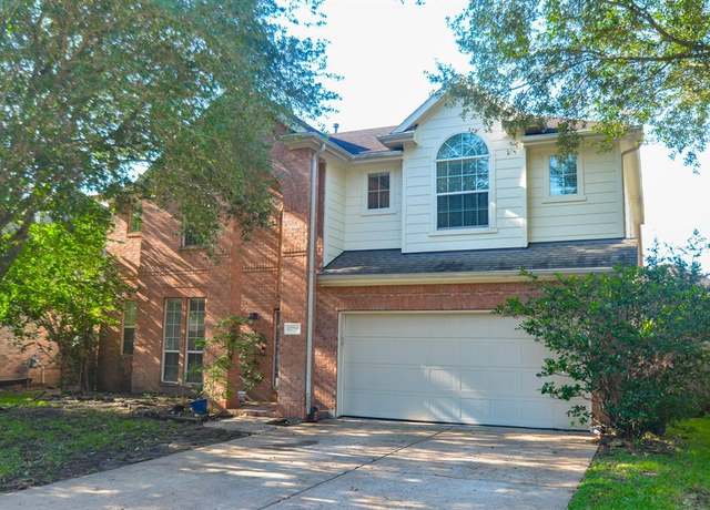 Property at 17719 Creek Bluff Ln, Cypress, TX 77433, 4 beds, 2.5 baths
