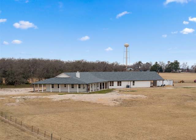 Property at 2300 Farm To Market 2095, Cameron, TX 76520, 4 beds, 3.5 baths