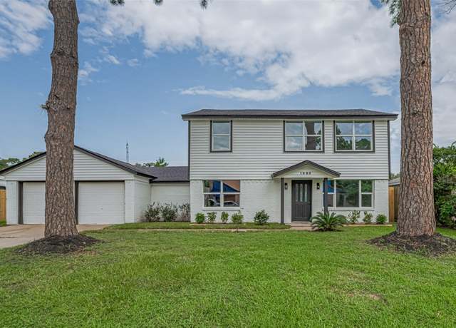 Property at 1985 Sherwood Forest St, Houston, TX 77043, 3 beds, 2.5 baths