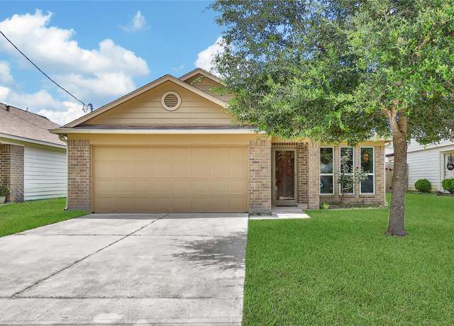 Property at 16771 N Rail Dr, Conroe, TX 77385, 3 beds, 2 baths