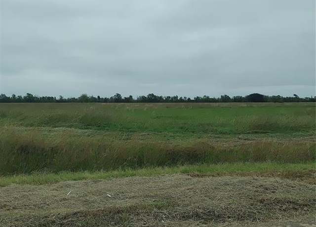 Property at Lot 128 Stampede Trl, Angleton, TX 77515