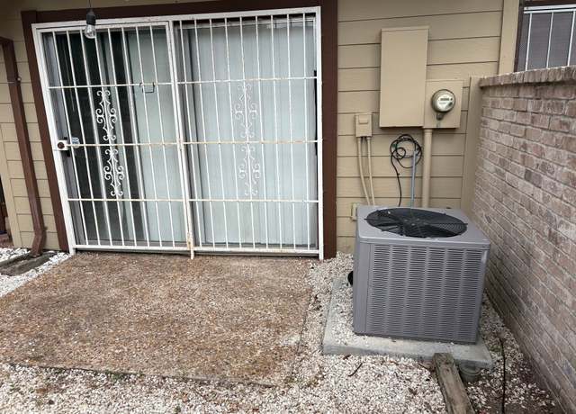 Property at 12682 Newbrook Dr, Houston, TX 77072, 2 beds, 2.5 baths