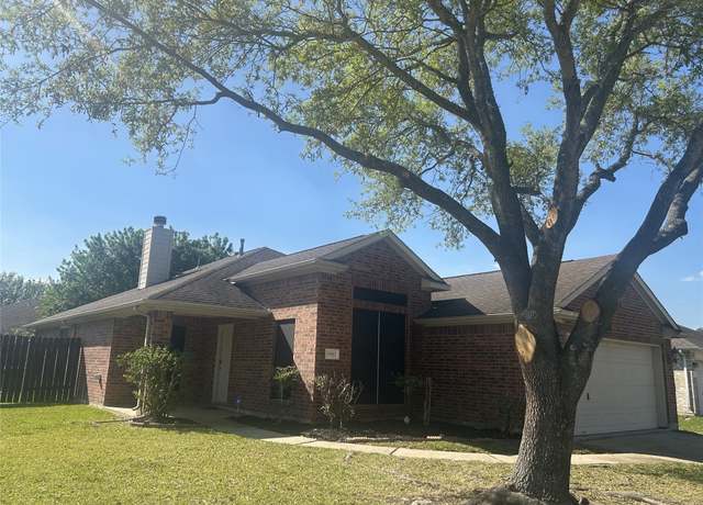 Property at 19503 Pinewood Bluff Ln, Humble, TX 77346, 3 beds, 2 baths