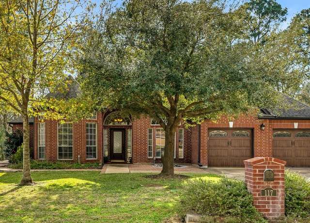 Property at 117 Lake View Cir, Montgomery, TX 77356, 3 beds, 2.5 baths