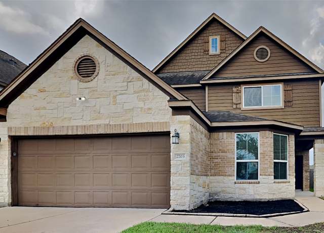 Property at 2703 Tucker Creek Dr, Fresno, TX 77545, 4 beds, 2.5 baths