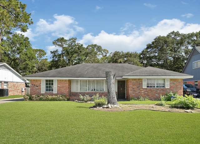 Property at 5319 Laurel Creek Way, Houston, TX 77017, 3 beds, 2 baths