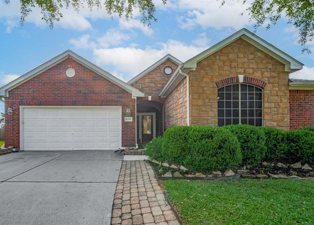 Property at 13409 Timberoak Ct, Rosharon, TX 77583, 4 beds, 2 baths