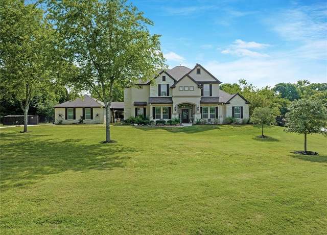 Property at 14710 Turquoise Ct, Willis, TX 77378, 4 beds, 4.5 baths