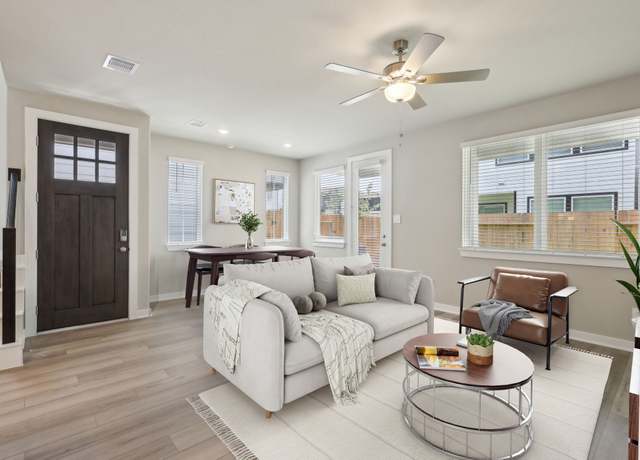 Property at 4105 Fig Grove St, Houston, TX 77080, 3 beds, 2.5 baths