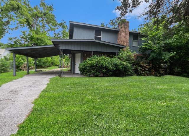 Property at 1014 Dolly Wright St, Houston, TX 77088, 3 beds, 2 baths