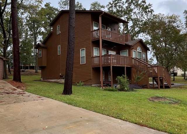 Property at 330 Holiday Ln, Coldspring, TX 77331, 3 beds, 2 baths