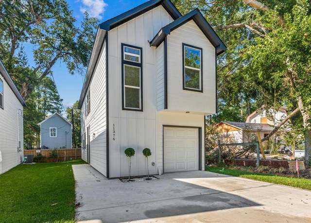 Property at 11380 Underwood St, Willis, TX 77318, 3 beds, 2.5 baths