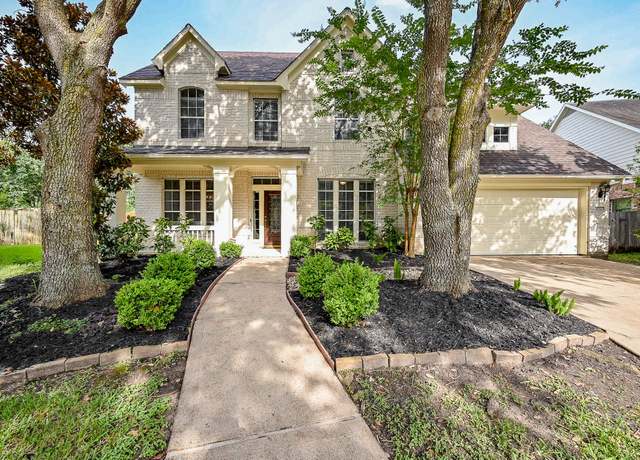 Property at 806 Spring Mist Ct, Sugar Land, TX 77479, 4 beds, 3.5 baths