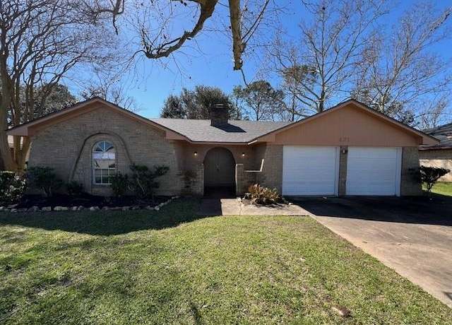 Property at 421 Countryside Dr, West Columbia, TX 77486, 3 beds, 2 baths