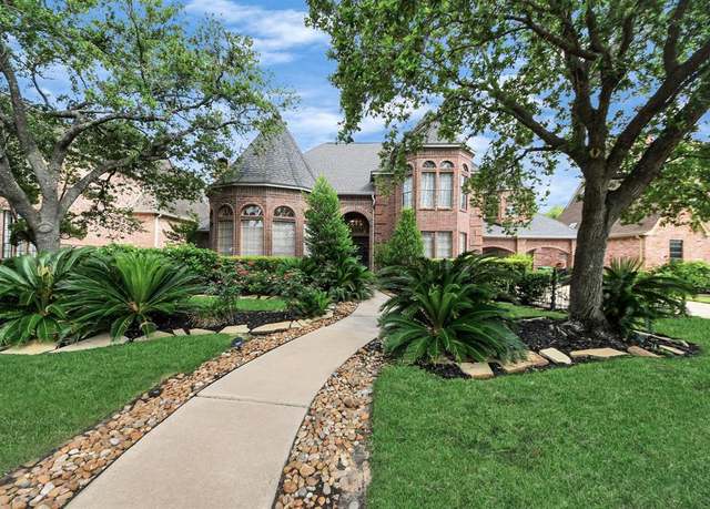 Property at 7510 Moreton Ct, Spring, TX 77379, 6 beds, 3.5 baths