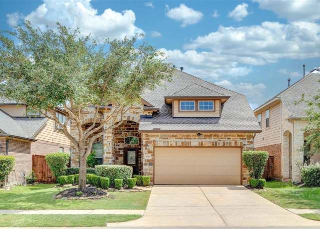 Property at 19315 S Cottonwood Green Ln, Cypress, TX 77433, 4 beds, 2.5 baths
