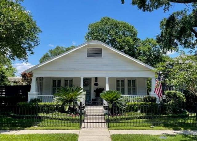 Property at 1033 Highland St, Houston, TX 77009, 2 beds, 2 baths